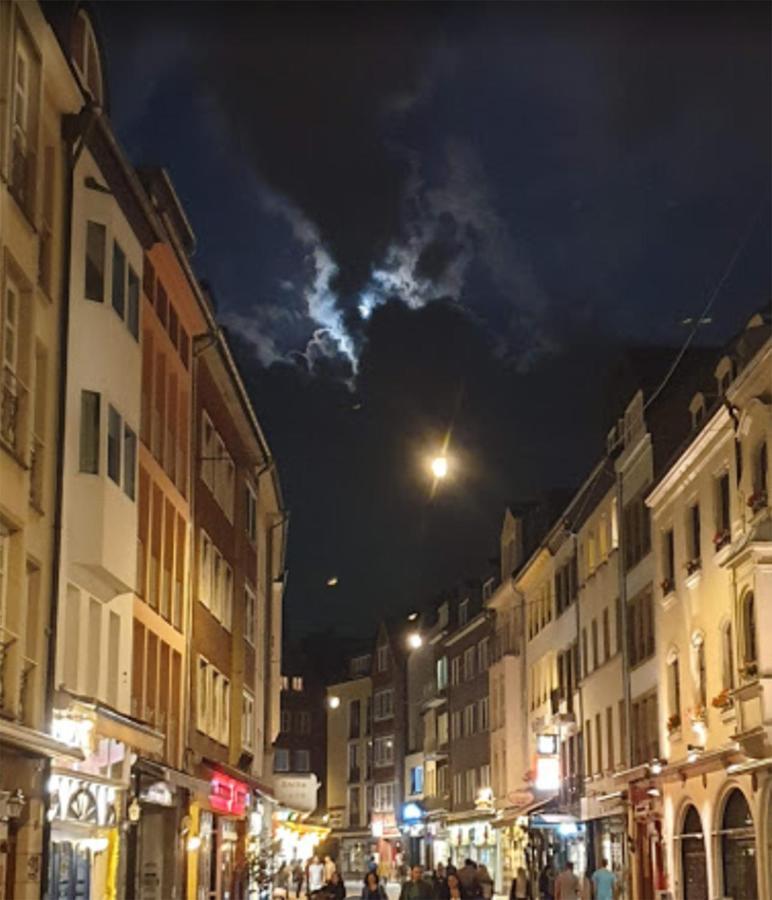 Xxl Superior Old Town Apartment Düsseldorf Zewnętrze zdjęcie